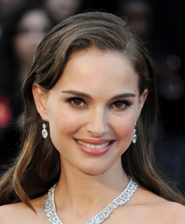 découvrez les parcours inspirants et les stars montantes des actrices marocaines en 2025, leur talent, succès et influence dans le cinéma et la télévision.