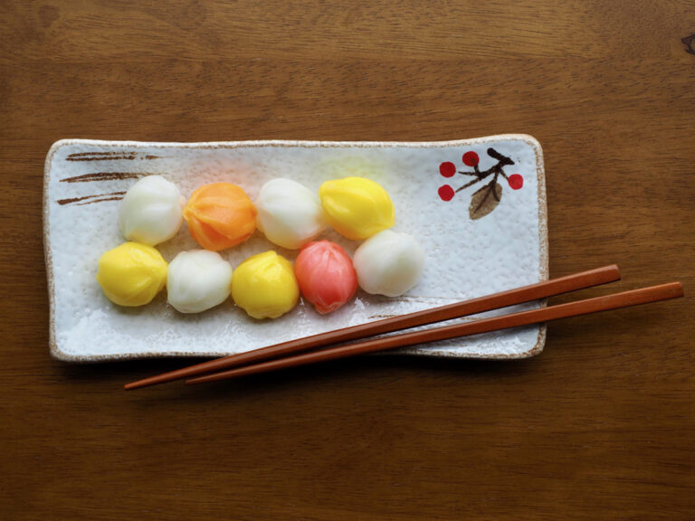 découvrez les traditions et rituels du chuseok 2025, la fête coréenne de la récolte, célébrée en famille pour honorer les ancêtres et partager des moments de gratitude.